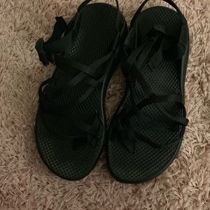 Black 2 strap chacos size 7